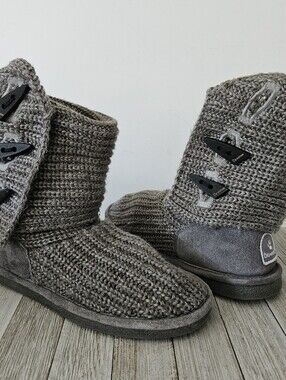 Bearpaw Size 8 Grey Knit Ankle Calf High Womens Boots Slippers with Button Up Si